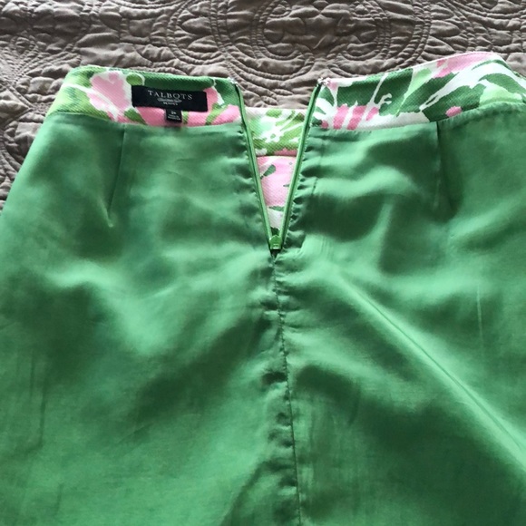 High Waisted Spring Floral Petite 2 - Picture 4 of 5